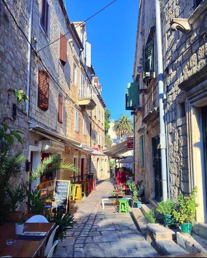 Hvar Centre Dorms Hostel Хвар Екстериор снимка